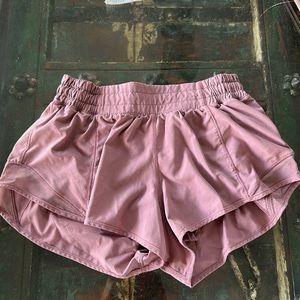 Lululemon hotty hot shorts